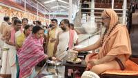 Teertha Vitarana; Picture Courtesy Shri Jaikishan Kandlur