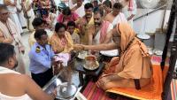 Teertha Vitarana; Picture Courtesy Shri Jaikishan Kandlur