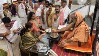 Teertha Vitarana; Picture Courtesy Shri Jaikishan Kandlur