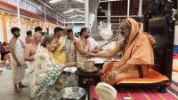 Teertha Vitarana; Picture Courtesy Shri Jaikishan Kandlur
