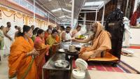 Teertha Vitarana; Picture Courtesy Shri Jaikishan Kandlur