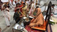 Teertha Vitarana; Picture Courtesy Shri Jaikishan Kandlur