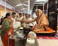 Teertha Vitarana; Picture Courtesy Shri Jaikishan Kandlur