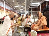 Teertha Vitarana; Picture Courtesy Shri Jaikishan Kandlur