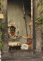 Shodashopchara Puja at Shri Mahalakshmi Sannidhih & Shri Devi Pujana by H.H. Swamiji; Picture Courtesy Shri Jaikishan Kandlur