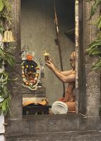 Shodashopchara Puja at Shri Mahalakshmi Sannidhih & Shri Devi Pujana by H.H. Swamiji; Picture Courtesy Shri Jaikishan Kandlur