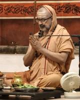 Shri Shiva Pujana by HH Swamiji; Picture Courtesy Shri Jaikishan Kandlur