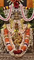 Shri Shiva Pujana by HH Swamiji; Picture Courtesy Shri Jaikishan Kandlur