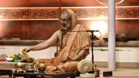 Shri Shiva Pujana by HH Swamiji; Picture Courtesy Shri Jaikishan Kandlur