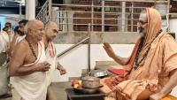 Teertha Vitarana; Picture Courtesy Shri Jaikishan Kandlur