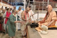 Teertha Vitarana; Picture Courtesy Shri Jaikishan Kandlur