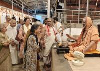 Teertha Vitarana; Picture Courtesy Shri Jaikishan Kandlur