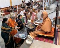 Teertha Vitarana; Picture Courtesy Shri Jaikishan Kandlur
