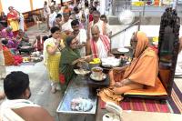 Teertha Vitarana; Picture Courtesy Shri Jaikishan Kandlur