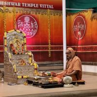 Shri Devi Pujana by HH Swamiji; Picture Courtesy Shri Jaikishan Kandlur