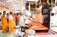 Memento distribution; Picture Courtesy Shri Sadashiv Bana