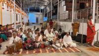 Shri Shiva Pujana by HH Swamiji; Picture Courtesy Shri Jaikishan Kandlur