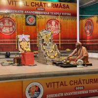 Shri Shiva Pujana by HH Swamiji; Picture Courtesy Shri Jaikishan Kandlur