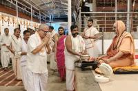 Teertha Vitarana; Picture Courtesy Shri Jaikishan Kandlur