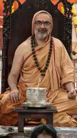 Shri Guru Paduka Pujana and Teertha Vitarana; Picture Courtesy Shri Jaikishan Kandlur