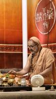 Shri Shiva Pujana by HH Swamiji; Picture Courtesy Shri Jaikishan Kandlur