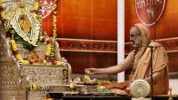 Shri Shiva Pujana by HH Swamiji; Picture Courtesy Shri Jaikishan Kandlur