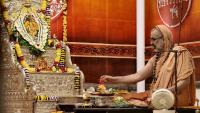 Shri Shiva Pujana by HH Swamiji; Picture Courtesy Shri Jaikishan Kandlur