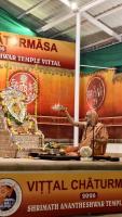 Shri Shiva Pujana by HH Swamiji; Picture Courtesy Shri Jaikishan Kandlur