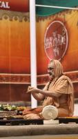 Shri Shiva Pujana by HH Swamiji; Picture Courtesy Shri Jaikishan Kandlur