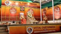 Shri Shiva Pujana by HH Swamiji; Picture Courtesy Shri Jaikishan Kandlur