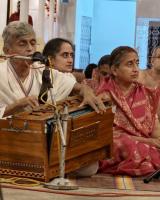 Shri Shiva Pujana by HH Swamiji; Picture Courtesy Shri Jaikishan Kandlur