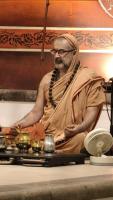 Shri Shiva Pujana by HH Swamiji; Picture Courtesy Shri Jaikishan Kandlur