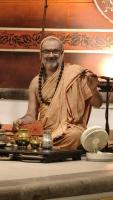 Shri Shiva Pujana by HH Swamiji; Picture Courtesy Shri Jaikishan Kandlur