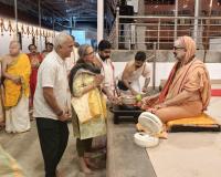 Teertha Vitarana; Picture Courtesy Shri Jaikishan Kandlur