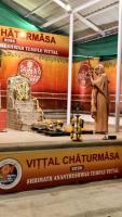 Shri Shiva Pujana by HH Swamiji; Picture Courtesy Shri Jaikishan Kandlur