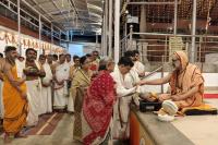 Teertha Vitarana; Picture Courtesy Shri Jaikishan Kandlur