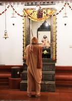 Shri Devi Pujana by HH Swamiji; Picture courtesy Shri Ganesh Damble