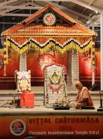 Shri Devi Pujana by HH Swamiji; Picture courtesy Shri Ganesh Damble