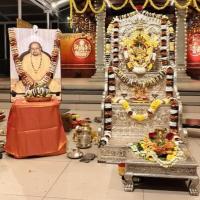 Shri Shiva Pujana by HH Swamiji; Picture courtesy Shri Jaikishan Kandlur