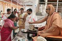 Teertha Vitarana; Picture Courtesy Shri Jaikishan Kandlur