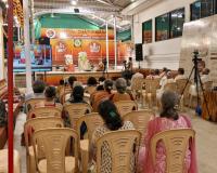 Shri Shiva Pujana by HH Swamiji; Picture Courtesy Shri Jaikishan Kandlur