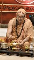 Shri Devi Pujana by HH Swamiji; Picture Courtesy Shri Jaikishan Kandlur