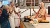 Shri Devi Pujana by HH Swamiji; Picture Courtesy Shri Jaikishan Kandlur