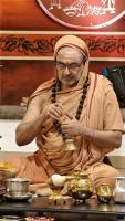 Shri Shiva Pujana by HH Swamiji; Picture courtesy Shri Jaikishan Kandlur