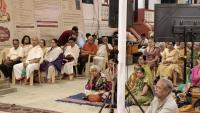 Shri Shiva Pujana by HH Swamiji; Picture courtesy Shri Jaikishan Kandlur