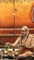 Shri Shiva Pujana by HH Swamiji; Picture courtesy Shri Jaikishan Kandlur