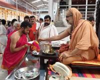 Teertha Vitarana; Picture Courtesy Shri Jaikishan Kandlur