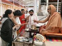 Teertha Vitarana; Picture Courtesy Shri Jaikishan Kandlur