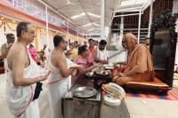 Teertha Vitarana; Picture Courtesy Shri Jaikishan Kandlur