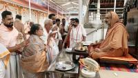 Teertha Vitarana; Picture Courtesy Shri Jaikishan Kandlur